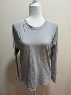 Lunya Gray Supima Cotton Blend Good in Bed Long Sleeve Sleep Top Shirt Sz. M